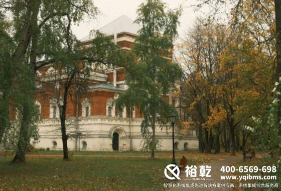 學校系統化集成系統的重要性與優勢——為學校管理帶來革新